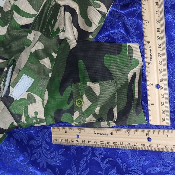NWT 🪖 Pet Cargo Jacket - Dog Classic Camo Military Fatigues w/ Hood Size Medium - Picture 11 of 16